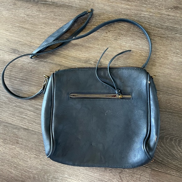 Big Buddha Dark Blue Crossbody bag with paisley interior - Picture 2 of 6